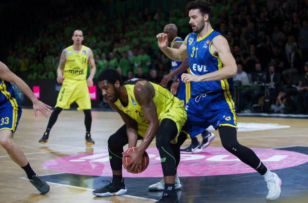 一旦他在维 一旦他在维