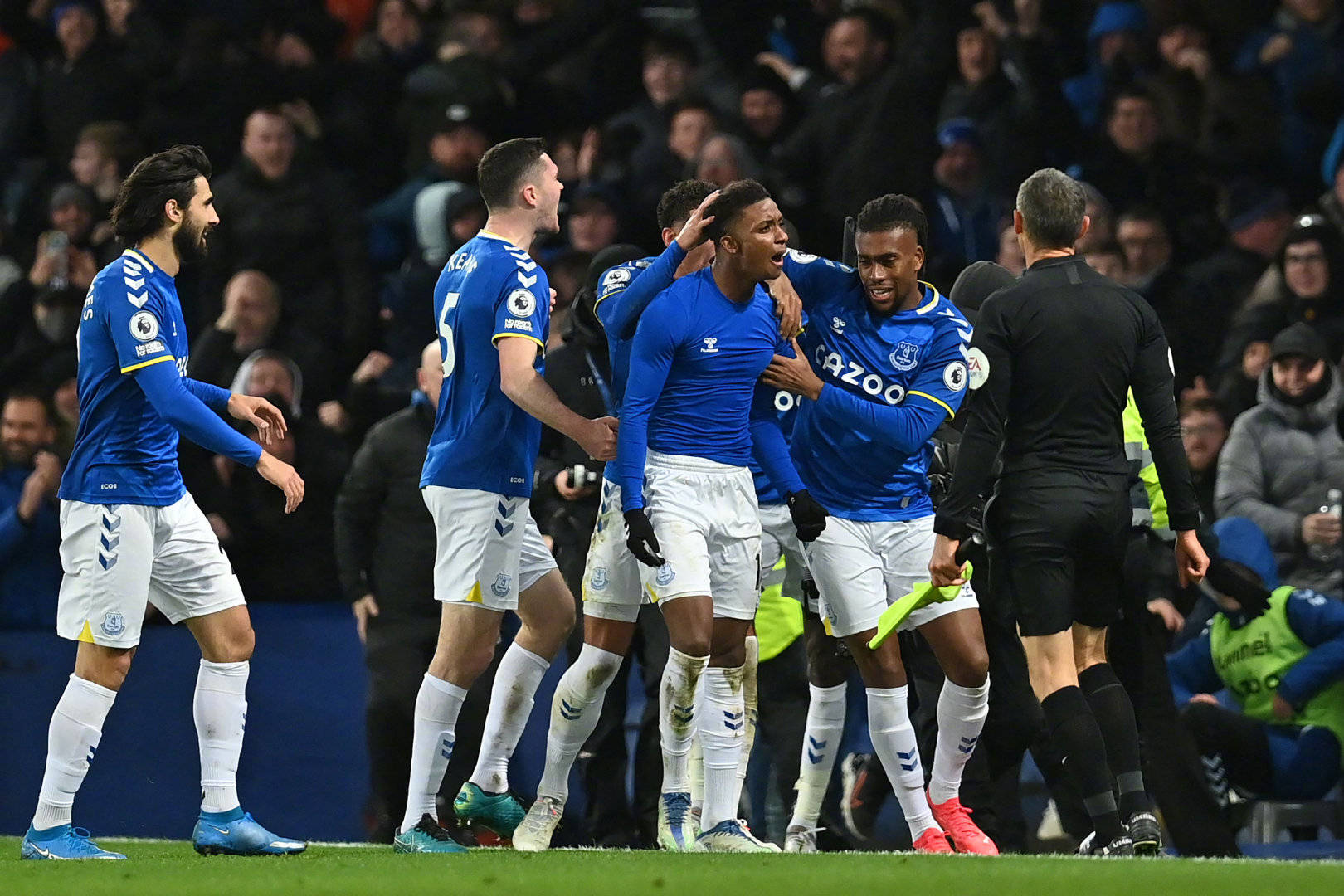 事中付出比 事中付出比