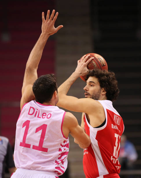 里昂主场迎 里昂主场迎