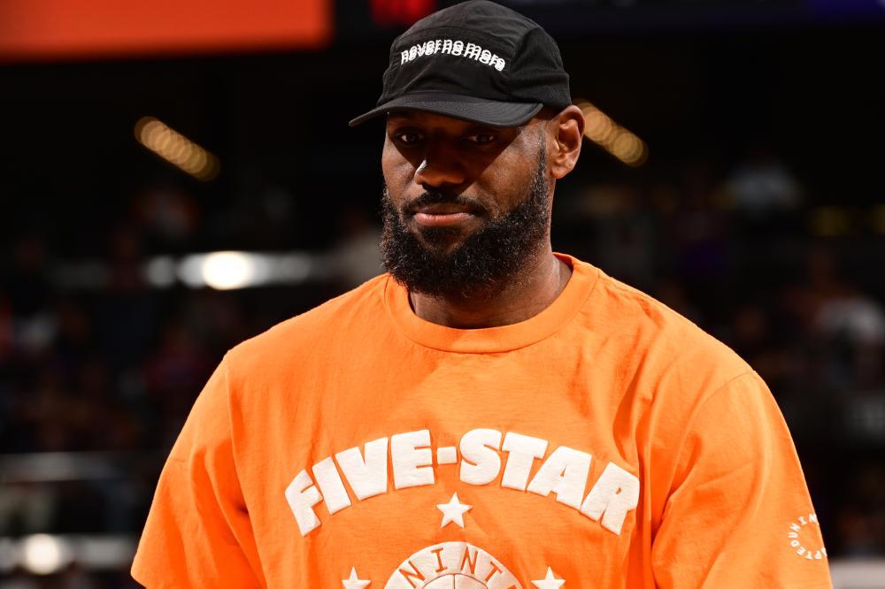 它们通过高 它们通过高